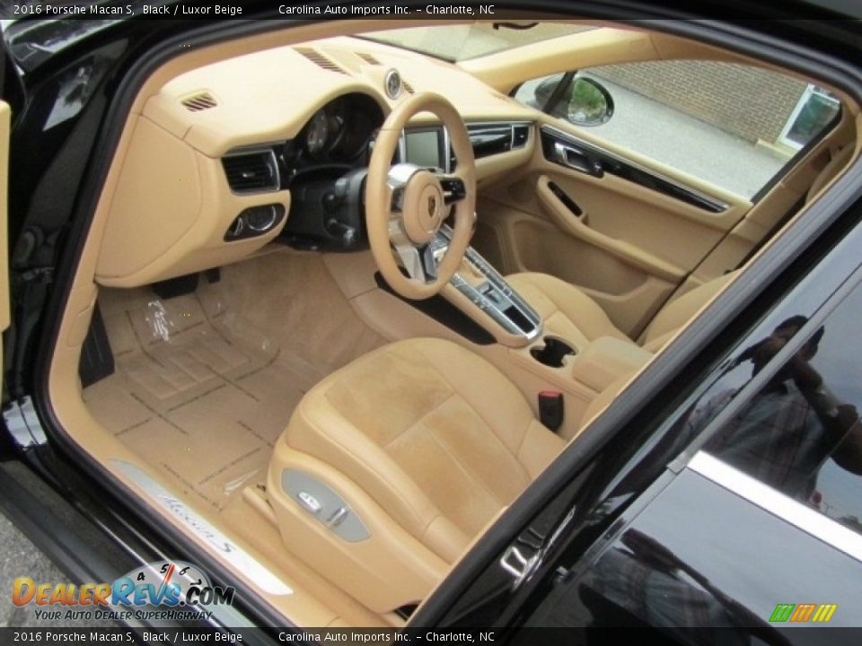 2016 Porsche Macan S Black / Luxor Beige Photo #17