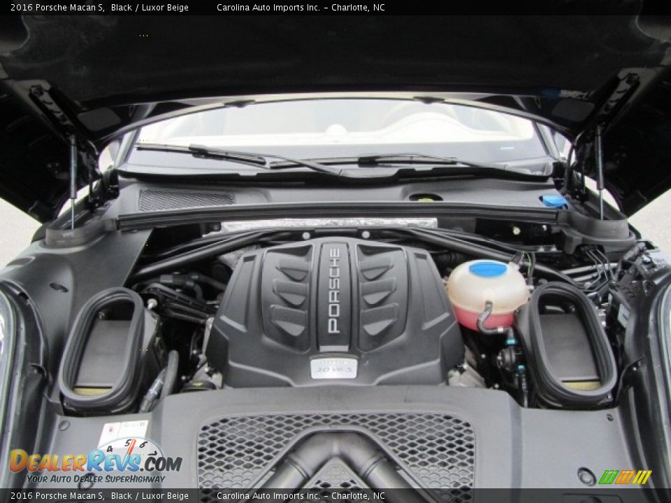 2016 Porsche Macan S Black / Luxor Beige Photo #25
