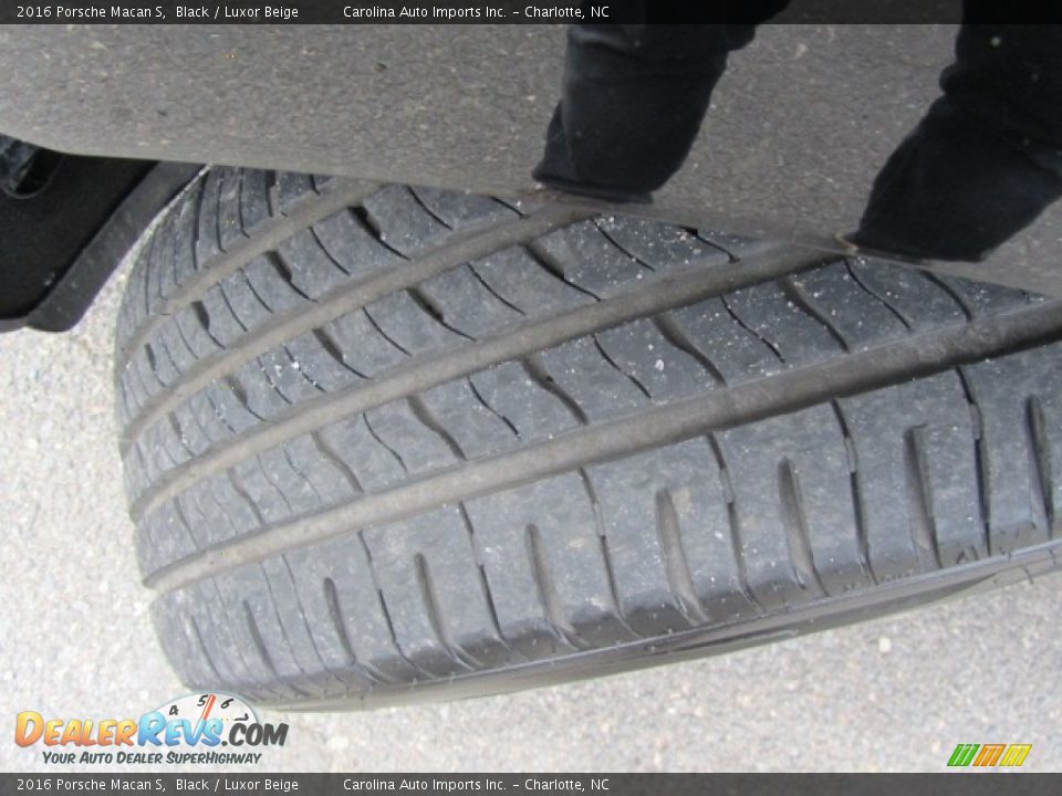 2016 Porsche Macan S Black / Luxor Beige Photo #27