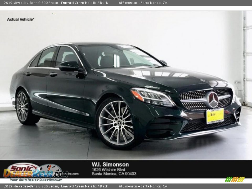 2019 Mercedes-Benz C 300 Sedan Emerald Green Metallic / Black Photo #1