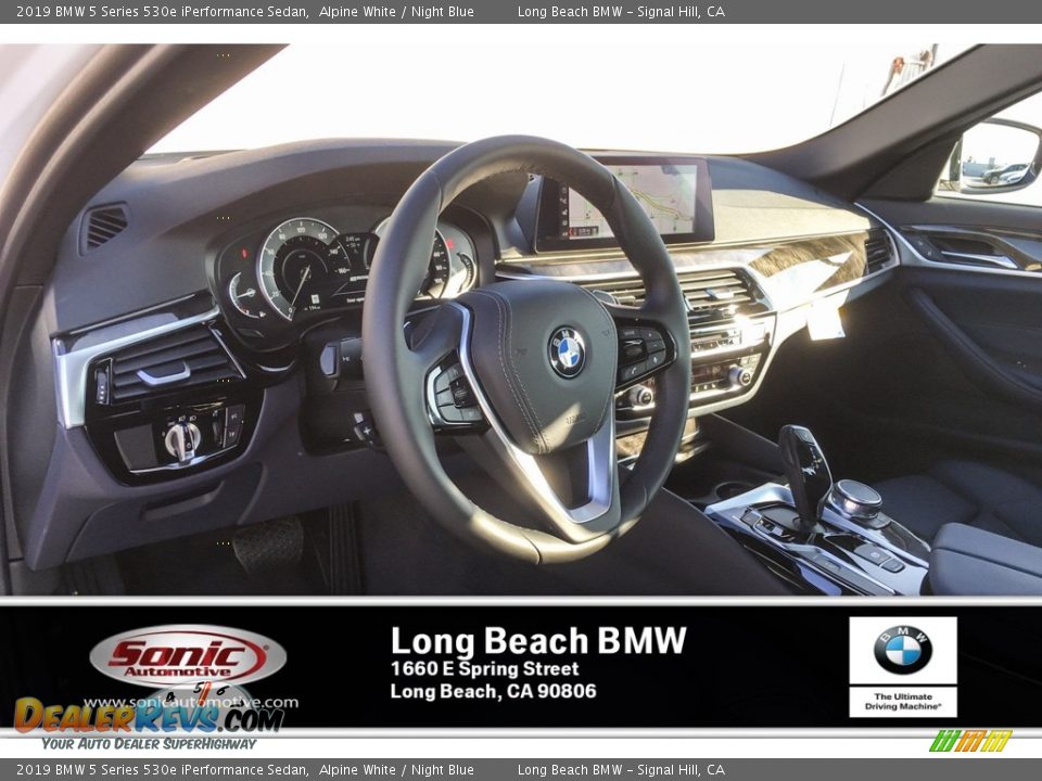 2019 BMW 5 Series 530e iPerformance Sedan Alpine White / Night Blue Photo #4