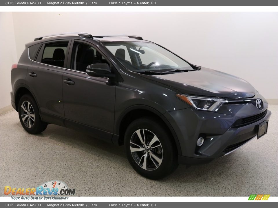 2016 Toyota RAV4 XLE Magnetic Gray Metallic / Black Photo #1