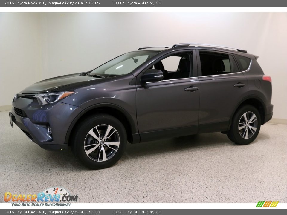 2016 Toyota RAV4 XLE Magnetic Gray Metallic / Black Photo #3