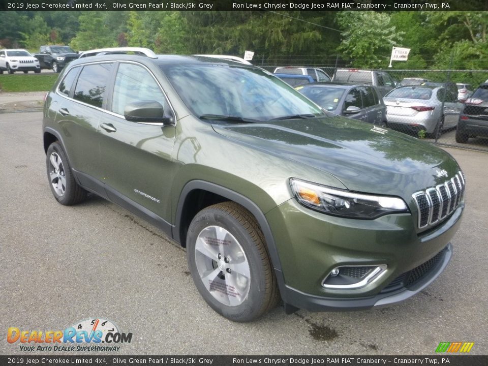 2019 Jeep Cherokee Limited 4x4 Olive Green Pearl / Black/Ski Grey Photo #7