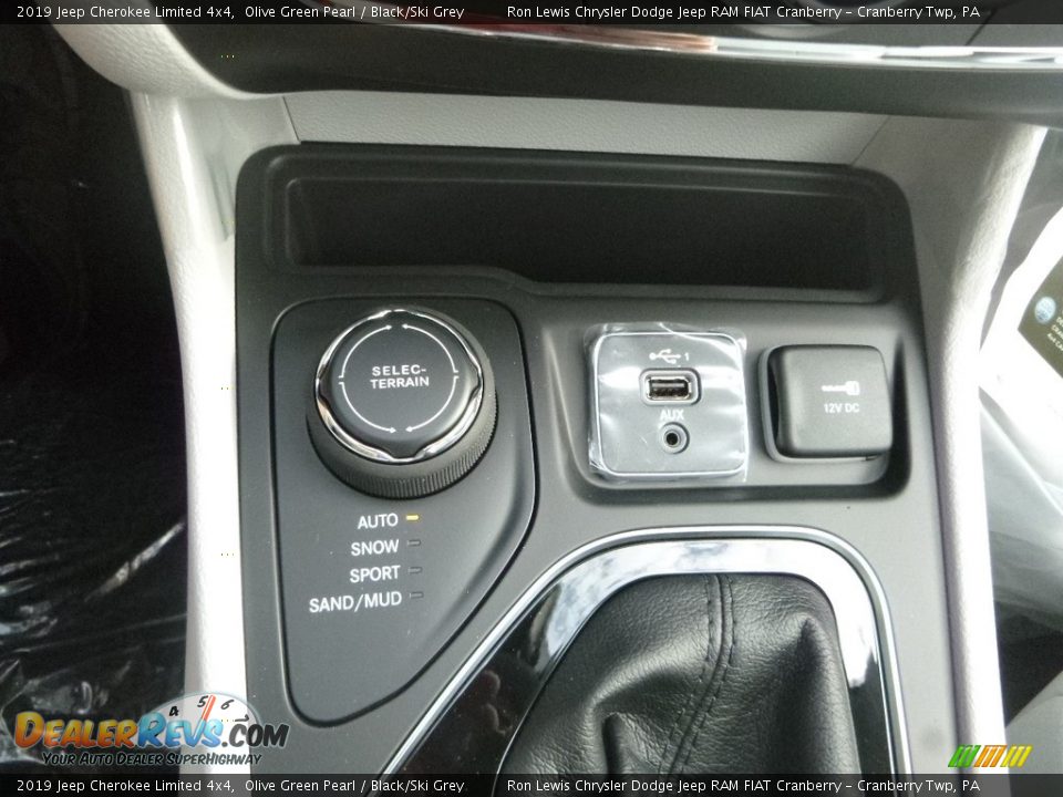 2019 Jeep Cherokee Limited 4x4 Olive Green Pearl / Black/Ski Grey Photo #19