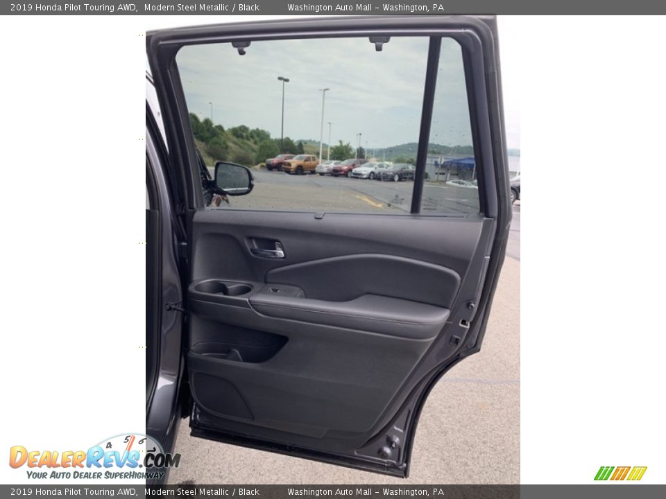 2019 Honda Pilot Touring AWD Modern Steel Metallic / Black Photo #27