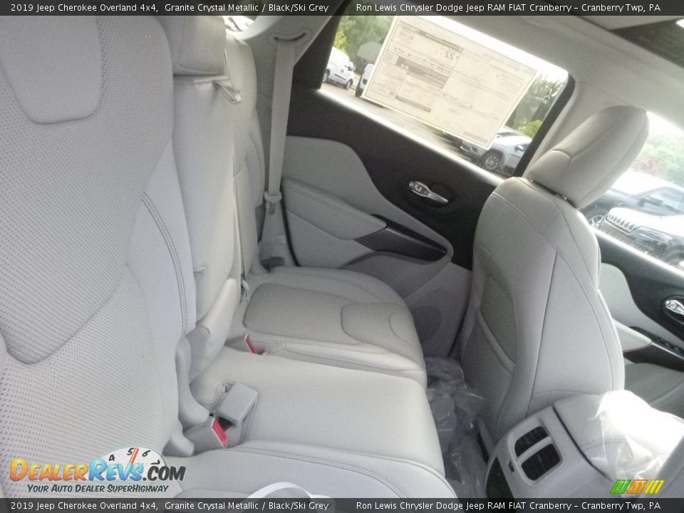2019 Jeep Cherokee Overland 4x4 Granite Crystal Metallic / Black/Ski Grey Photo #10