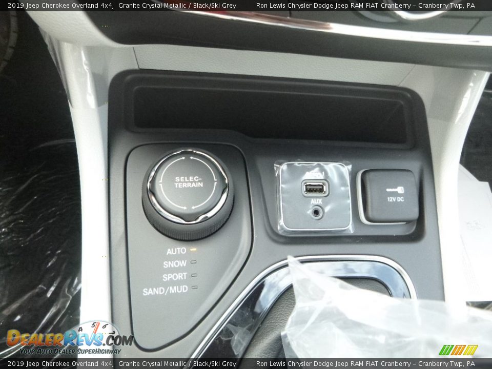 2019 Jeep Cherokee Overland 4x4 Granite Crystal Metallic / Black/Ski Grey Photo #20