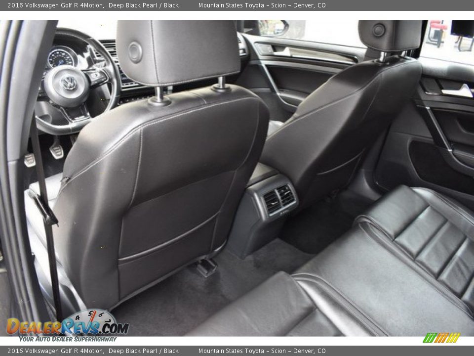 2016 Volkswagen Golf R 4Motion Deep Black Pearl / Black Photo #19