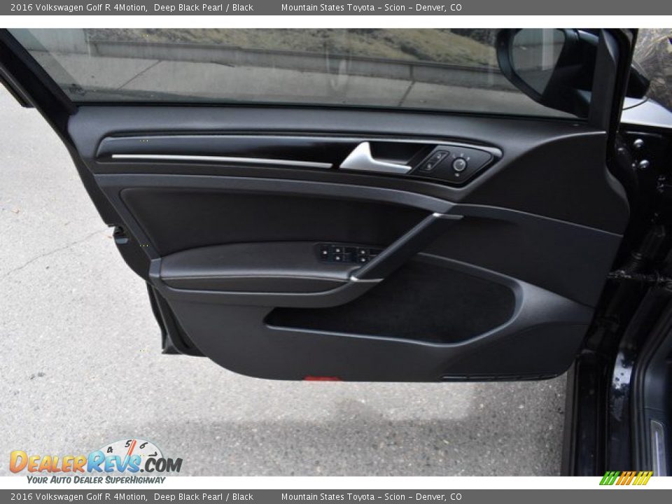 2016 Volkswagen Golf R 4Motion Deep Black Pearl / Black Photo #24