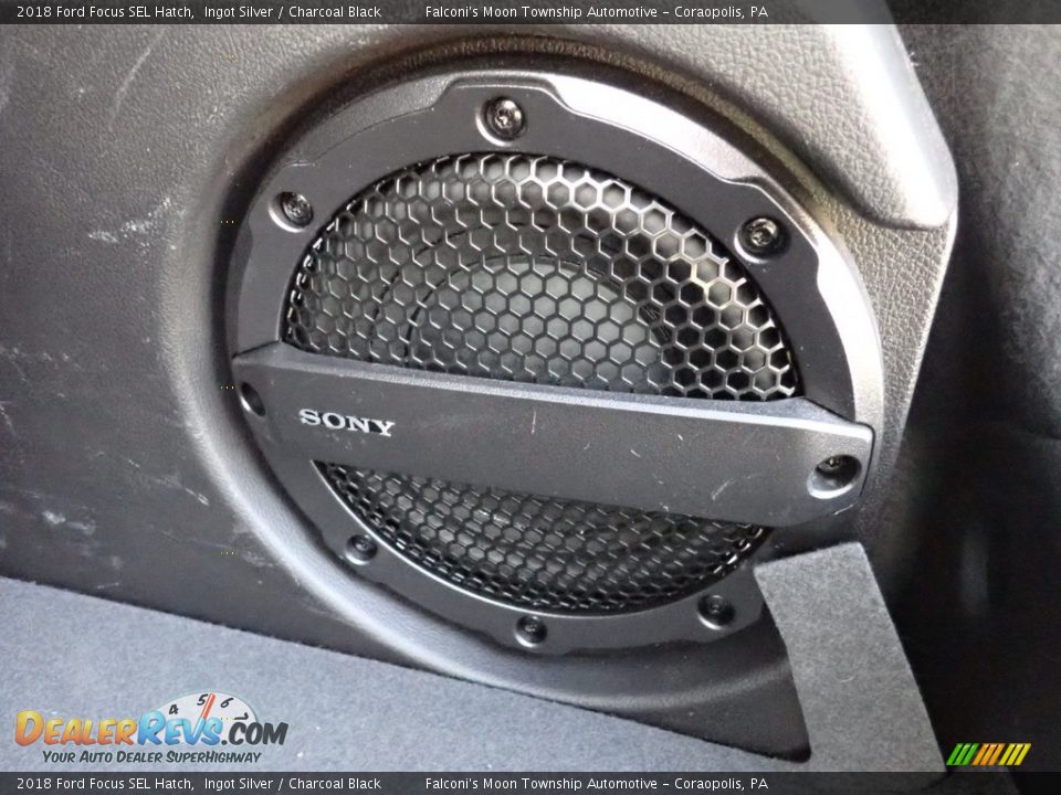 2018 Ford Focus SEL Hatch Ingot Silver / Charcoal Black Photo #5