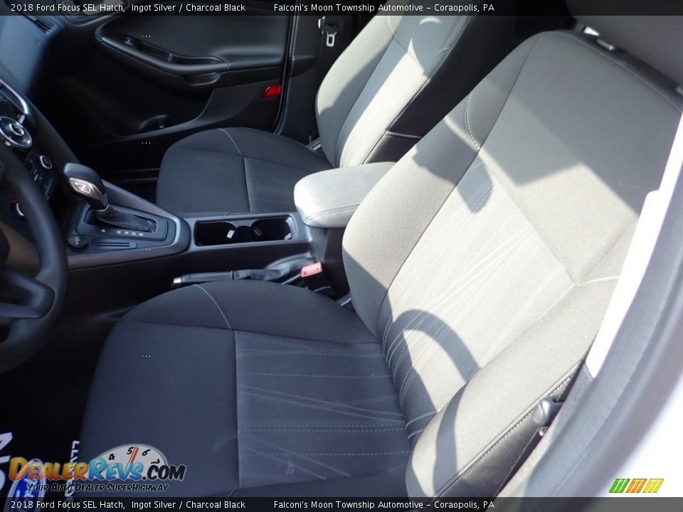 2018 Ford Focus SEL Hatch Ingot Silver / Charcoal Black Photo #16