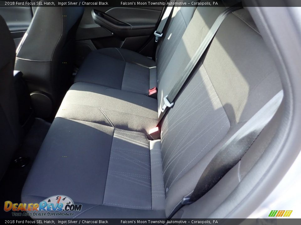 2018 Ford Focus SEL Hatch Ingot Silver / Charcoal Black Photo #17