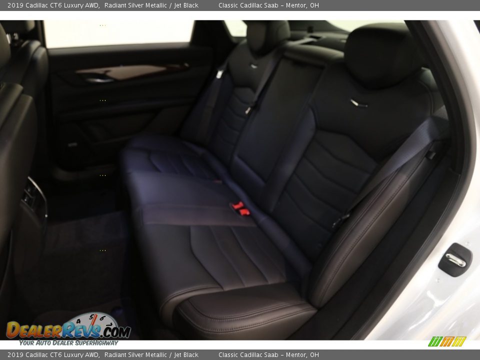 2019 Cadillac CT6 Luxury AWD Radiant Silver Metallic / Jet Black Photo #17