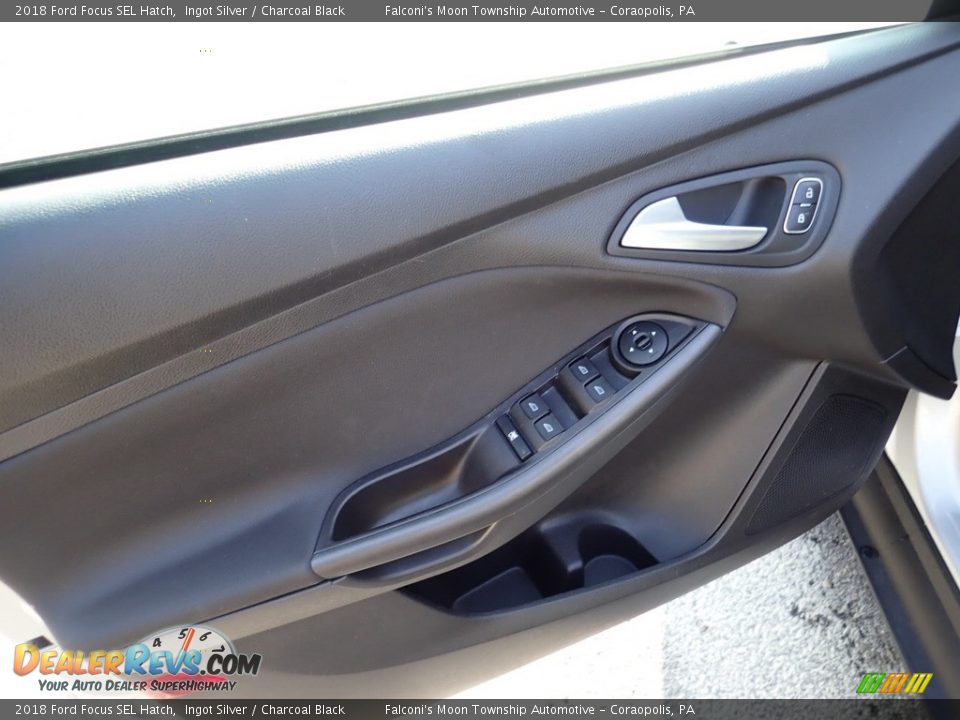 2018 Ford Focus SEL Hatch Ingot Silver / Charcoal Black Photo #19