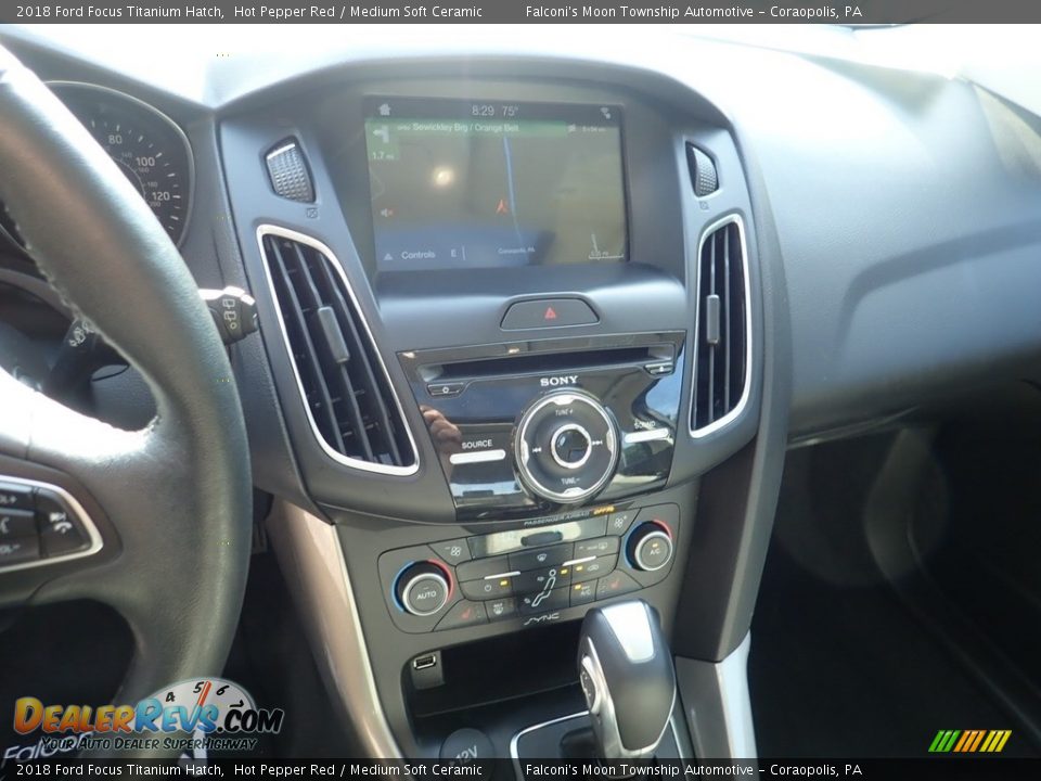 2018 Ford Focus Titanium Hatch Hot Pepper Red / Medium Soft Ceramic Photo #22