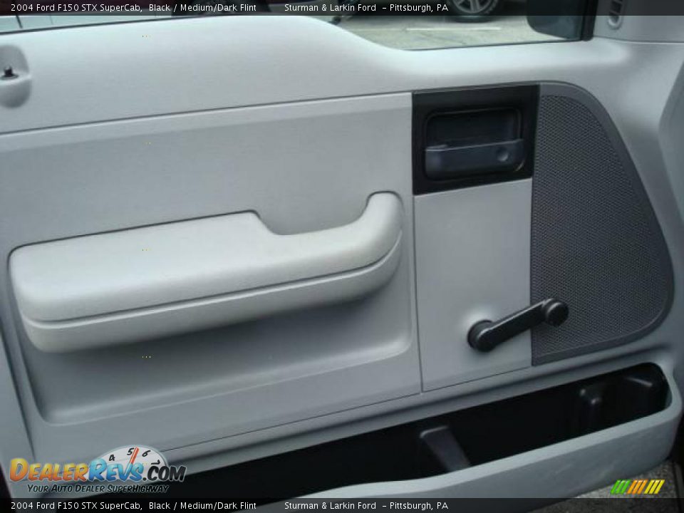 2004 Ford F150 STX SuperCab Black / Medium/Dark Flint Photo #14