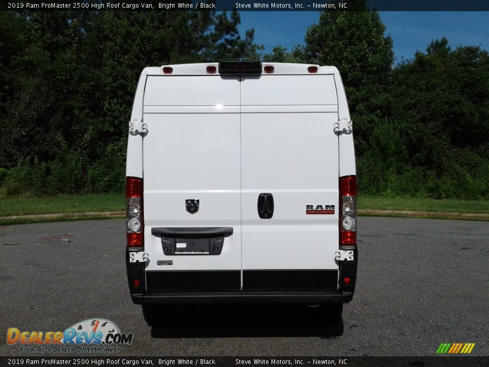 2019 Ram ProMaster 2500 High Roof Cargo Van Bright White / Black Photo #7