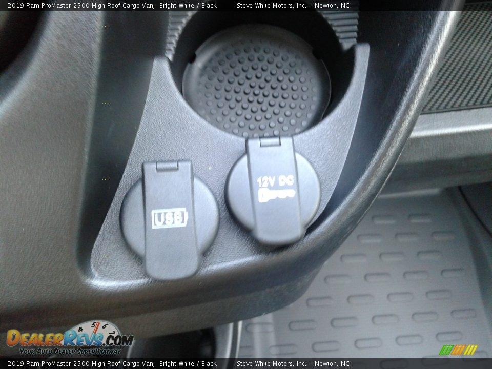 2019 Ram ProMaster 2500 High Roof Cargo Van Bright White / Black Photo #22
