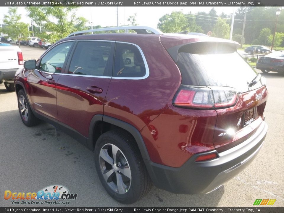 2019 Jeep Cherokee Limited 4x4 Velvet Red Pearl / Black/Ski Grey Photo #3