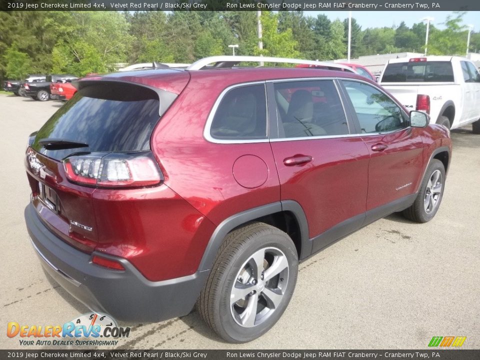 2019 Jeep Cherokee Limited 4x4 Velvet Red Pearl / Black/Ski Grey Photo #5