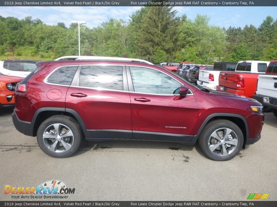 2019 Jeep Cherokee Limited 4x4 Velvet Red Pearl / Black/Ski Grey Photo #6