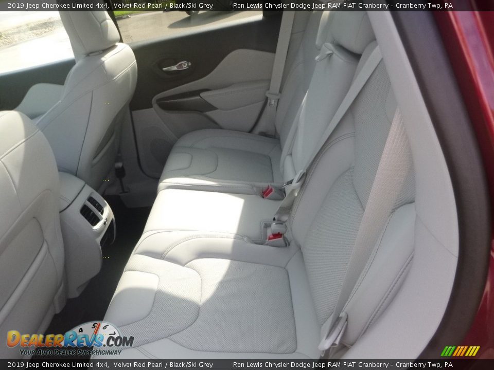 2019 Jeep Cherokee Limited 4x4 Velvet Red Pearl / Black/Ski Grey Photo #13