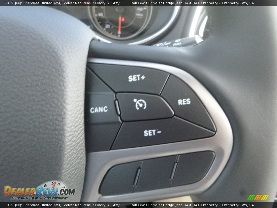 2019 Jeep Cherokee Limited 4x4 Velvet Red Pearl / Black/Ski Grey Photo #18