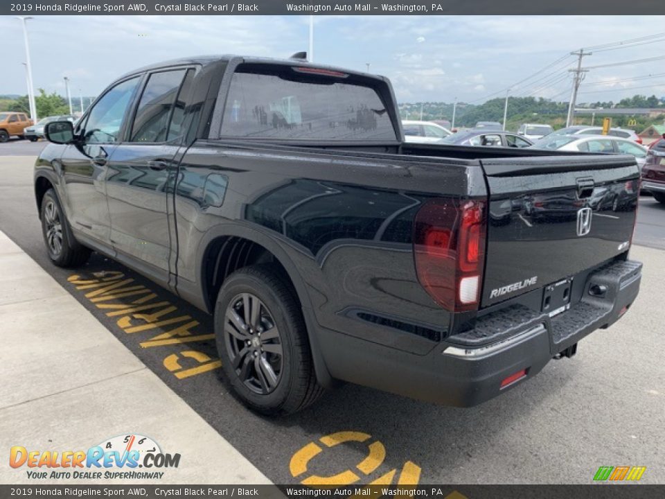 2019 Honda Ridgeline Sport AWD Crystal Black Pearl / Black Photo #5