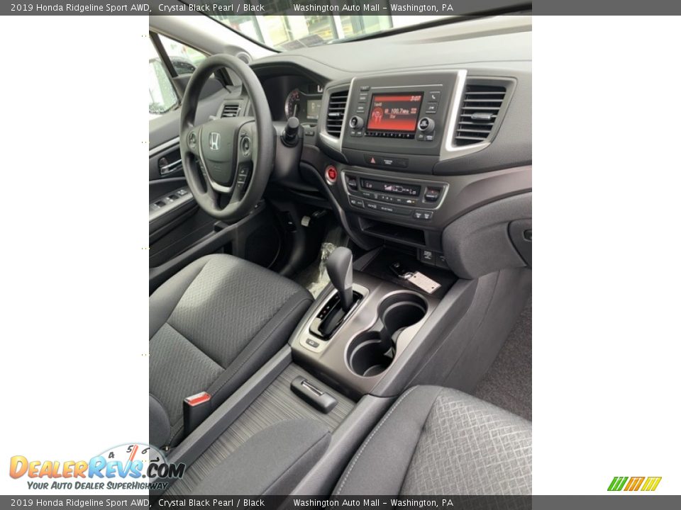 2019 Honda Ridgeline Sport AWD Crystal Black Pearl / Black Photo #29