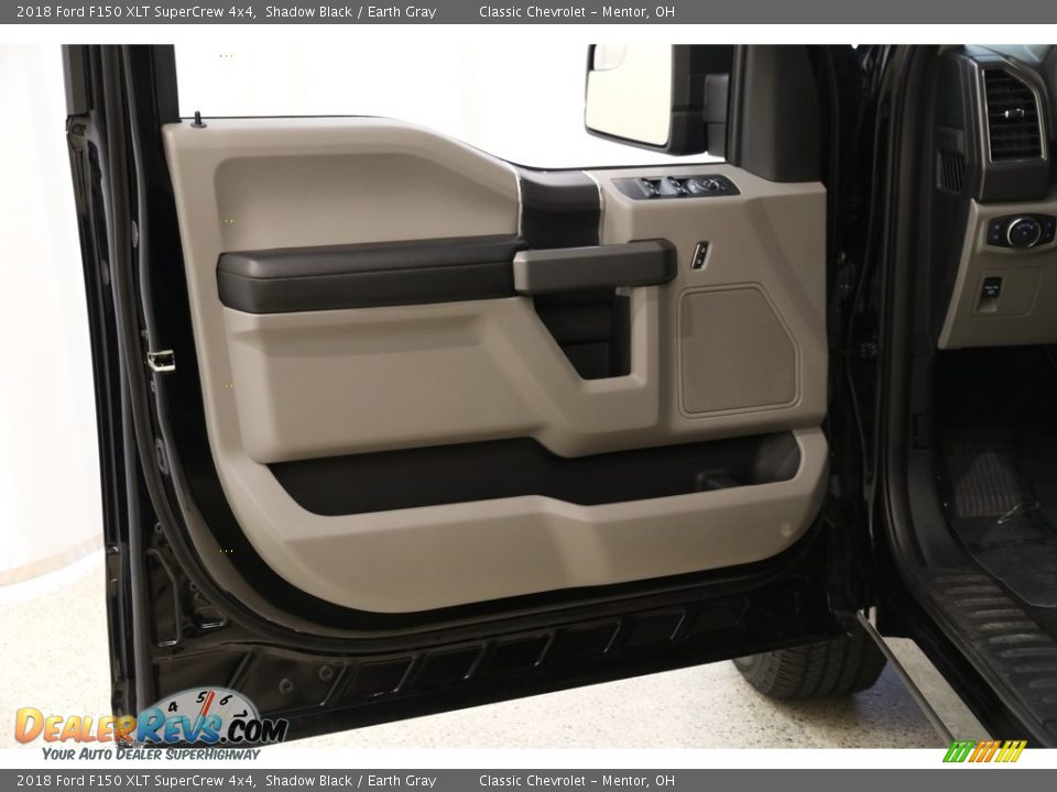 2018 Ford F150 XLT SuperCrew 4x4 Shadow Black / Earth Gray Photo #5