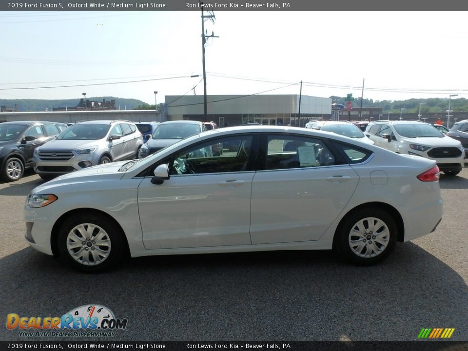 2019 Ford Fusion S Oxford White / Medium Light Stone Photo #6