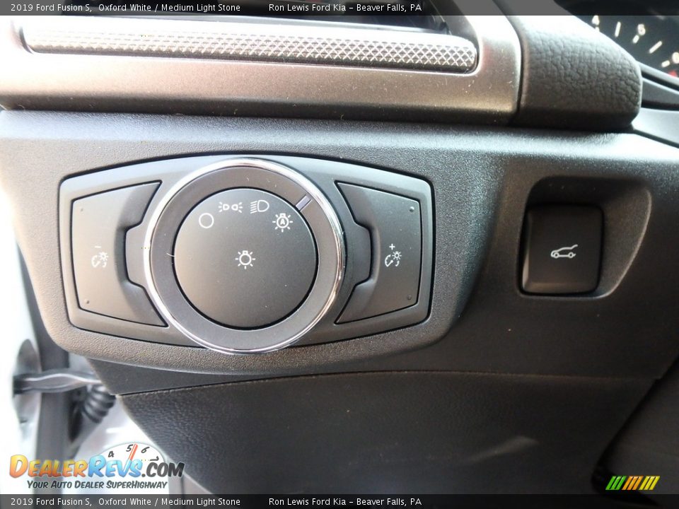 Controls of 2019 Ford Fusion S Photo #16