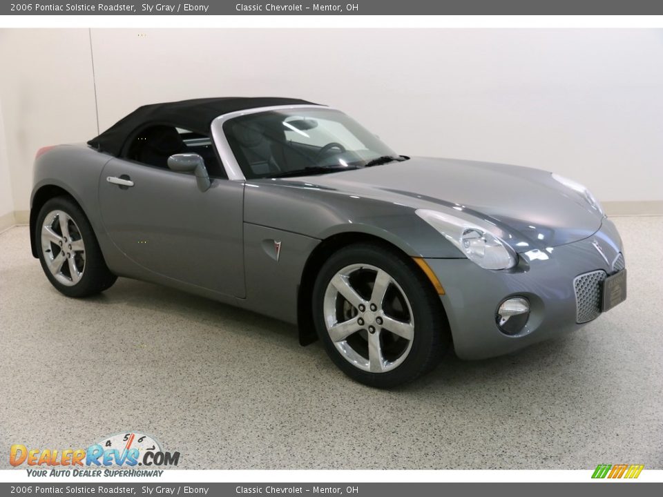 2006 Pontiac Solstice Roadster Sly Gray / Ebony Photo #2