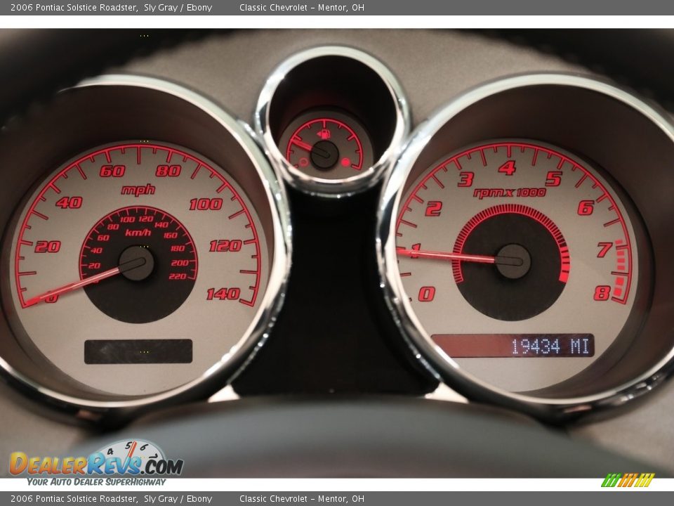 2006 Pontiac Solstice Roadster Sly Gray / Ebony Photo #9