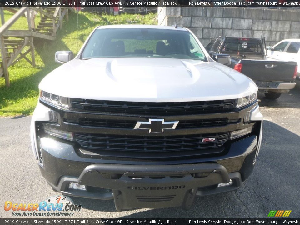 2019 Chevrolet Silverado 1500 LT Z71 Trail Boss Crew Cab 4WD Silver Ice Metallic / Jet Black Photo #8