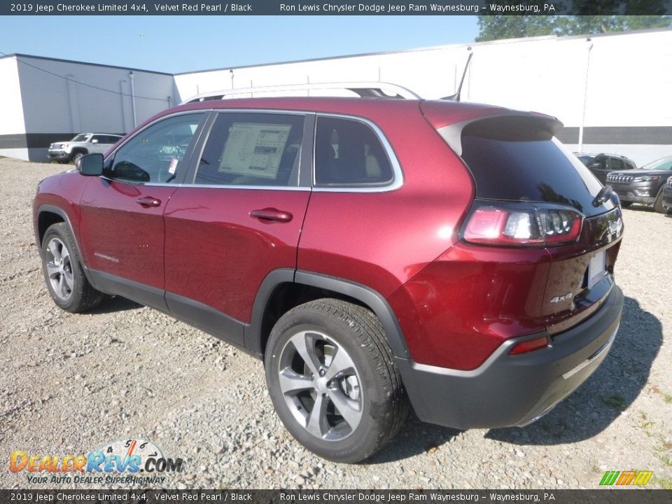 2019 Jeep Cherokee Limited 4x4 Velvet Red Pearl / Black Photo #3