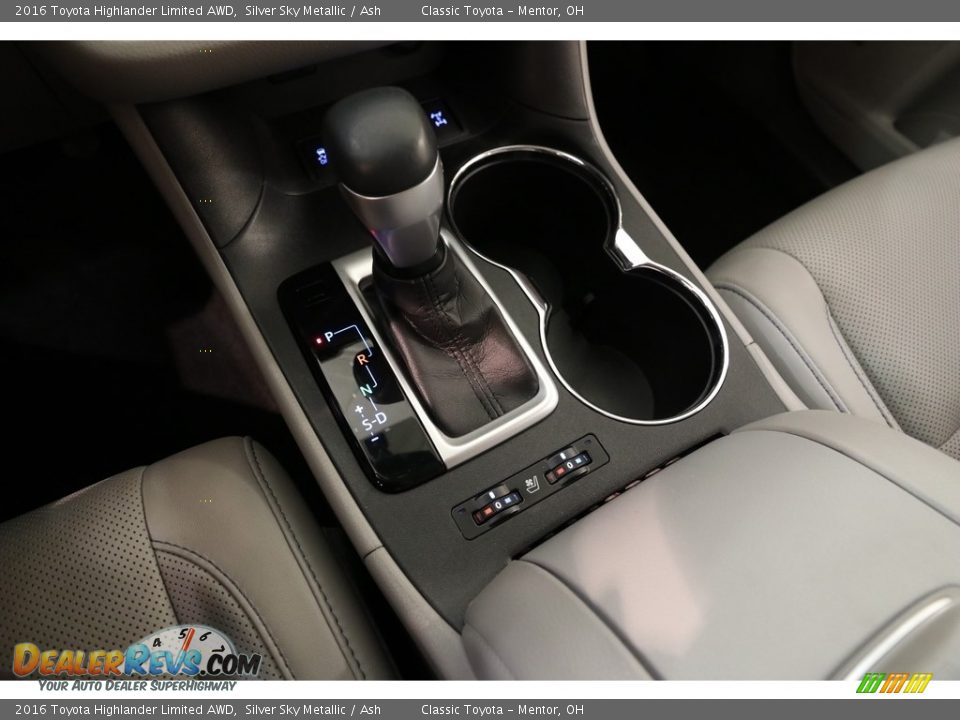 2016 Toyota Highlander Limited AWD Silver Sky Metallic / Ash Photo #13