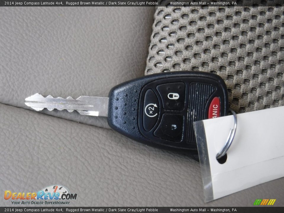 2014 Jeep Compass Latitude 4x4 Rugged Brown Metallic / Dark Slate Gray/Light Pebble Photo #26