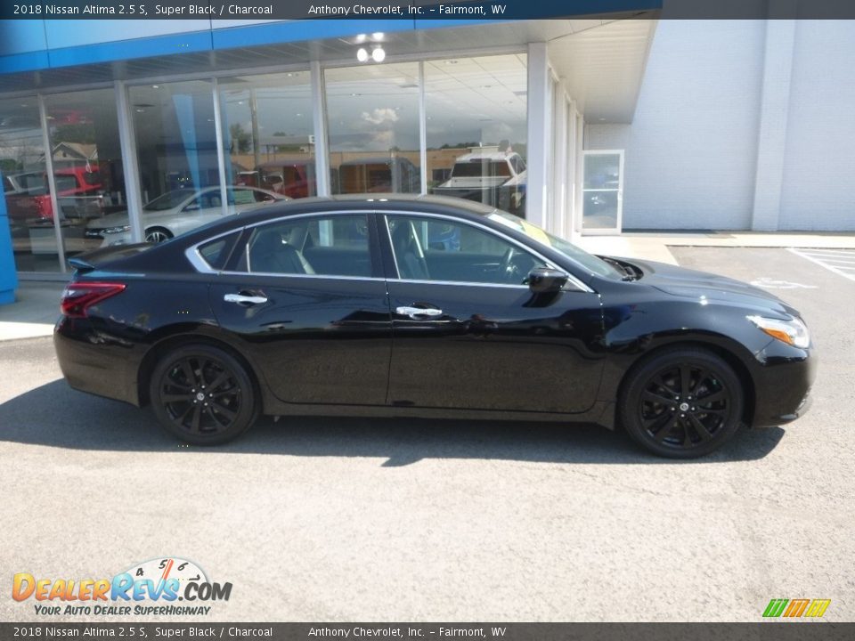 2018 Nissan Altima 2.5 S Super Black / Charcoal Photo #3