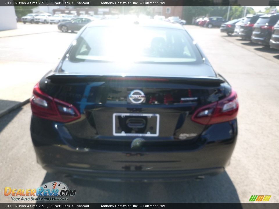 2018 Nissan Altima 2.5 S Super Black / Charcoal Photo #5