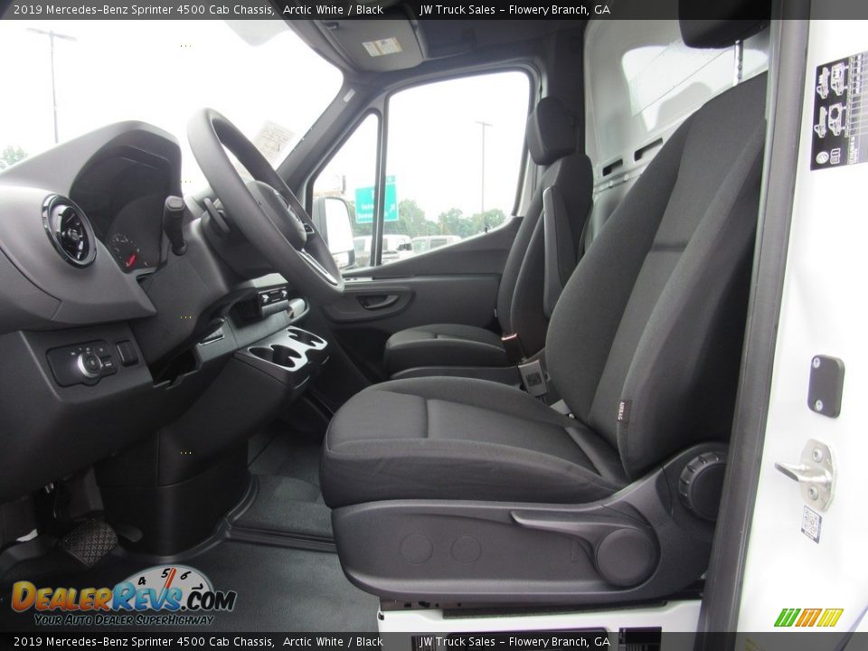 2019 Mercedes-Benz Sprinter 4500 Cab Chassis Arctic White / Black Photo #21
