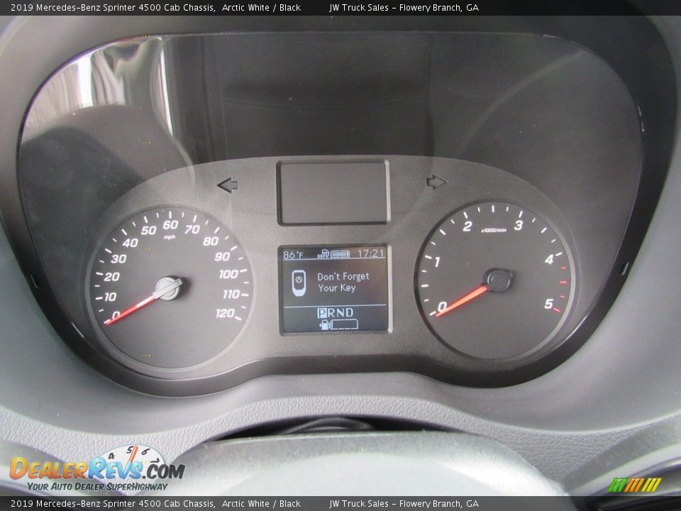 2019 Mercedes-Benz Sprinter 4500 Cab Chassis Arctic White / Black Photo #25