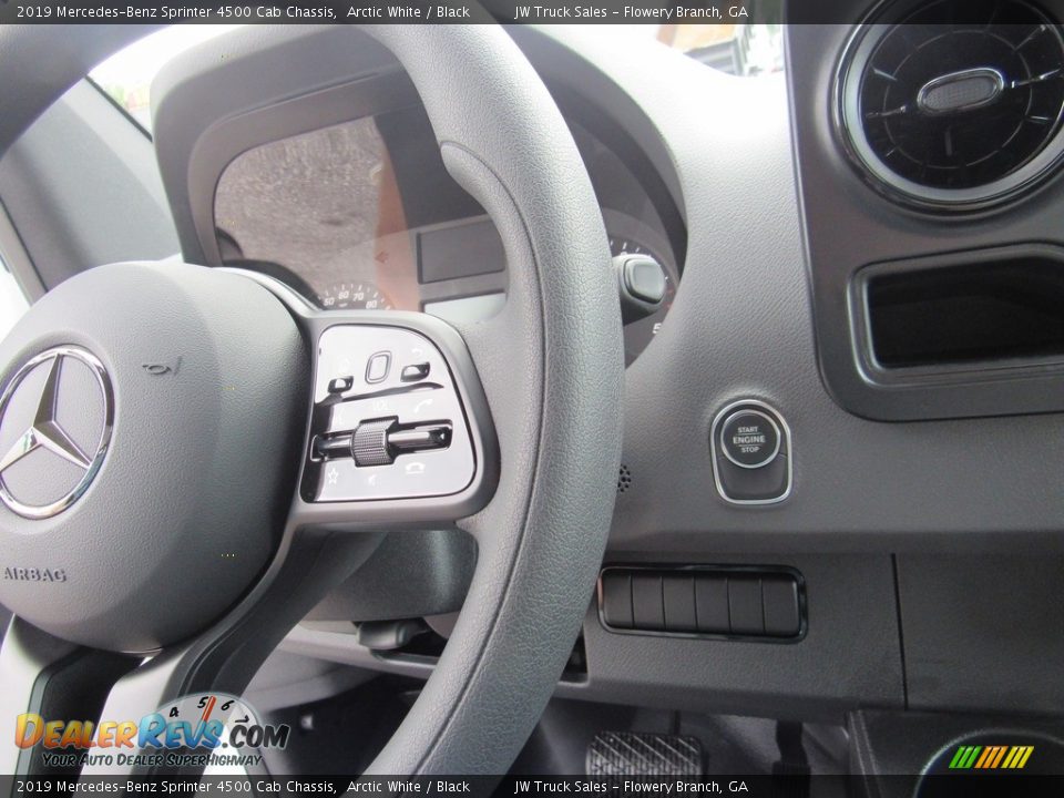 2019 Mercedes-Benz Sprinter 4500 Cab Chassis Arctic White / Black Photo #27
