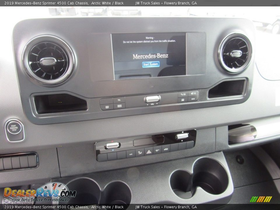 2019 Mercedes-Benz Sprinter 4500 Cab Chassis Arctic White / Black Photo #28
