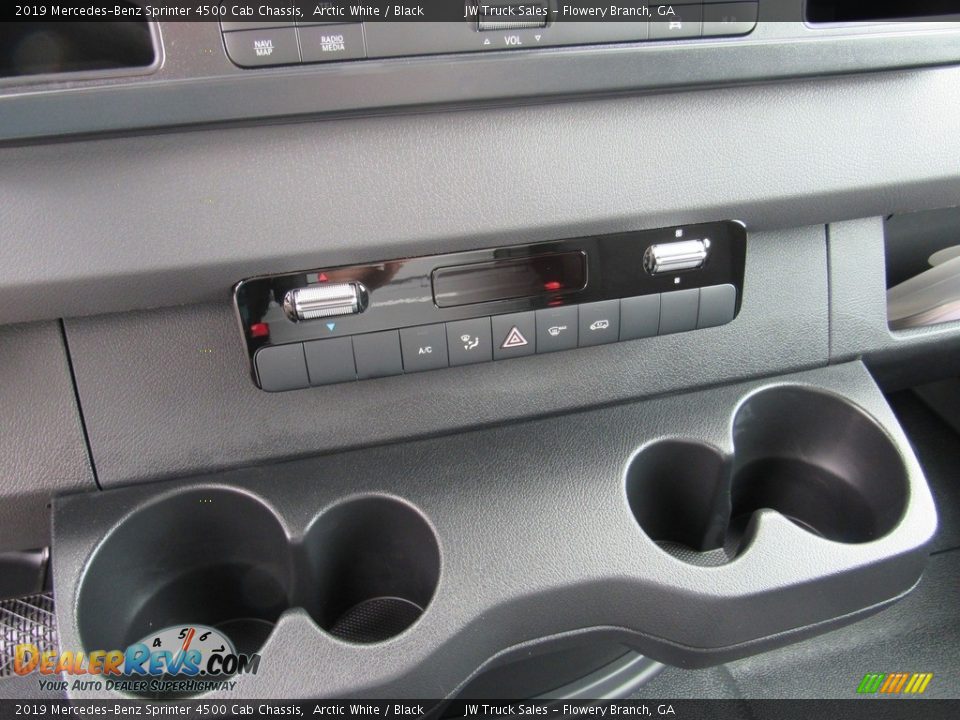 2019 Mercedes-Benz Sprinter 4500 Cab Chassis Arctic White / Black Photo #30