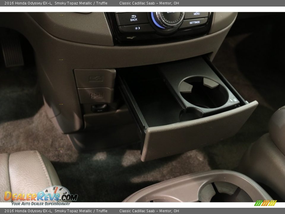 2016 Honda Odyssey EX-L Smoky Topaz Metallic / Truffle Photo #15