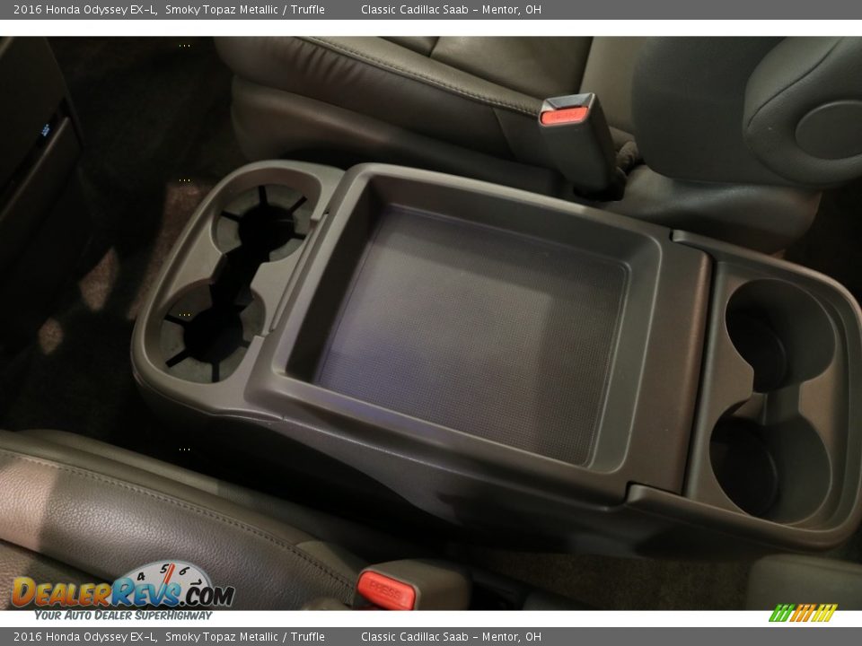 2016 Honda Odyssey EX-L Smoky Topaz Metallic / Truffle Photo #17