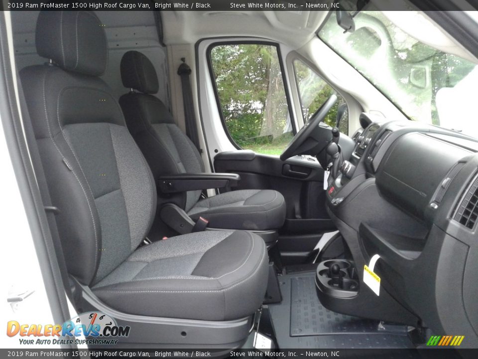 2019 Ram ProMaster 1500 High Roof Cargo Van Bright White / Black Photo #13