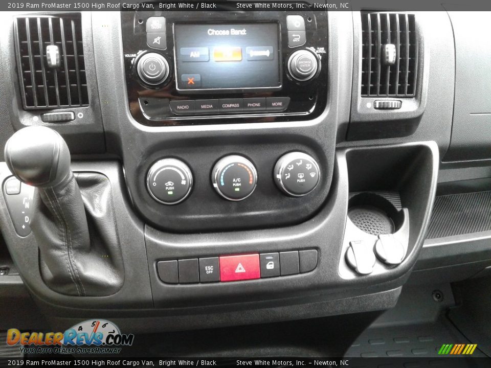 2019 Ram ProMaster 1500 High Roof Cargo Van Bright White / Black Photo #18